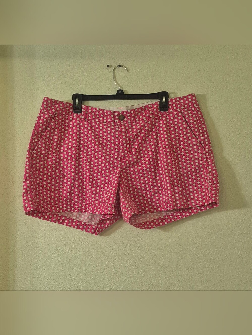 Old Navy Pink Polka Dot Bermuda Shorts